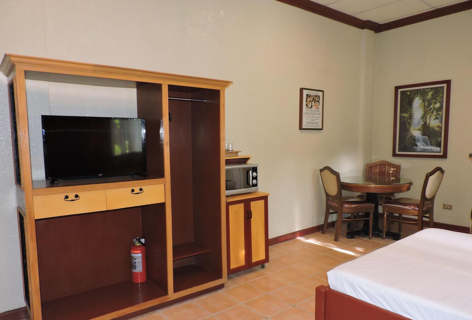 Dao Diamond Hotel&Restaurant Città di Tagbilaran Esterno foto