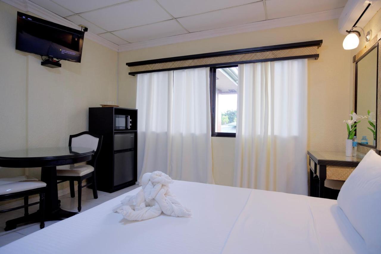 Dao Diamond Hotel&Restaurant Città di Tagbilaran Esterno foto