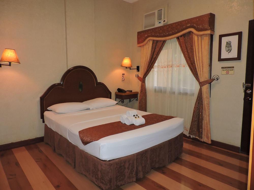 Dao Diamond Hotel&Restaurant Città di Tagbilaran Esterno foto