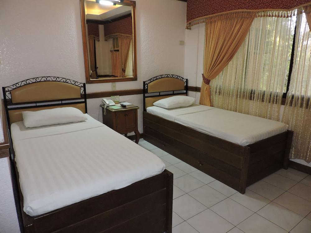 Dao Diamond Hotel&Restaurant Città di Tagbilaran Esterno foto